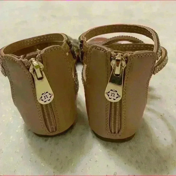 Nanette Lepore Girls Sandals Size-9 Party outdoor Summer Spring - Picture 3 of 5